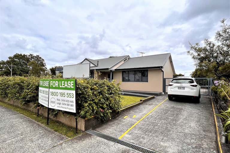4 Russell Avenue Frenchs Forest NSW 2086 - Image 2