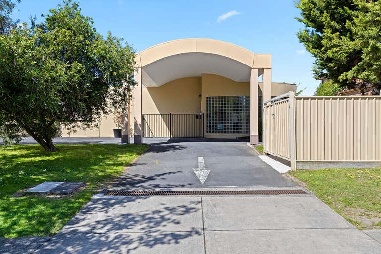 1 Niland Rise Templestowe VIC 3106 - Image 2