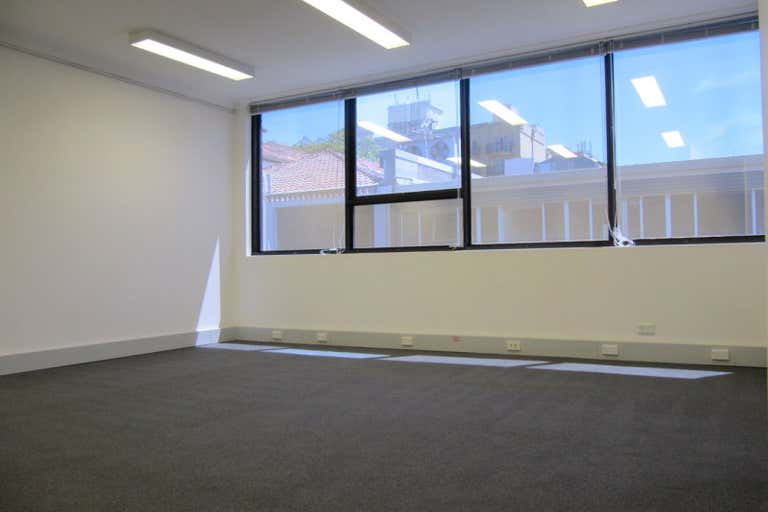 Suite 8, 5 Knox Street Double Bay NSW 2028 - Image 2