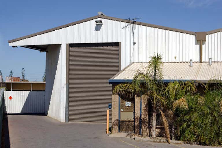 Unit 1, 4 Creswell Road Largs North SA 5016 - Image 2