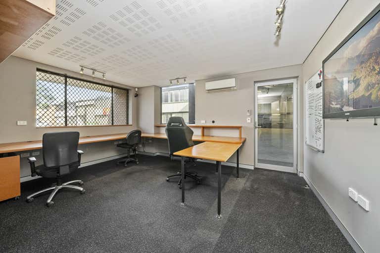 Unit 4, 2 Forge Street Blacktown NSW 2148 - Image 2