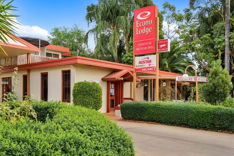 Econo Lodge Griffith Motor Inn, 96-100  Banna Avenue Griffith NSW 2680 - Image 1