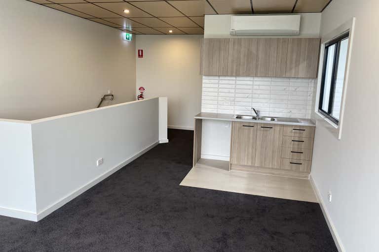 Unit 2, 93 Yale Dr Epping VIC 3076 - Image 3