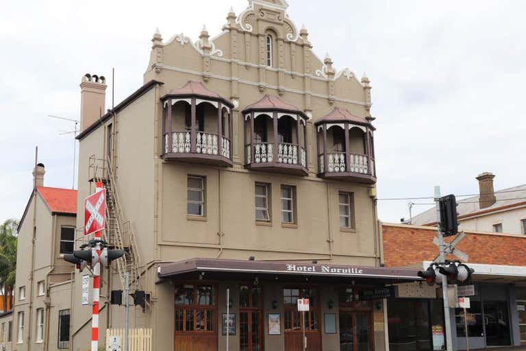 Norville Hotel, 70 Russell Street Toowoomba City QLD 4350 - Image 1
