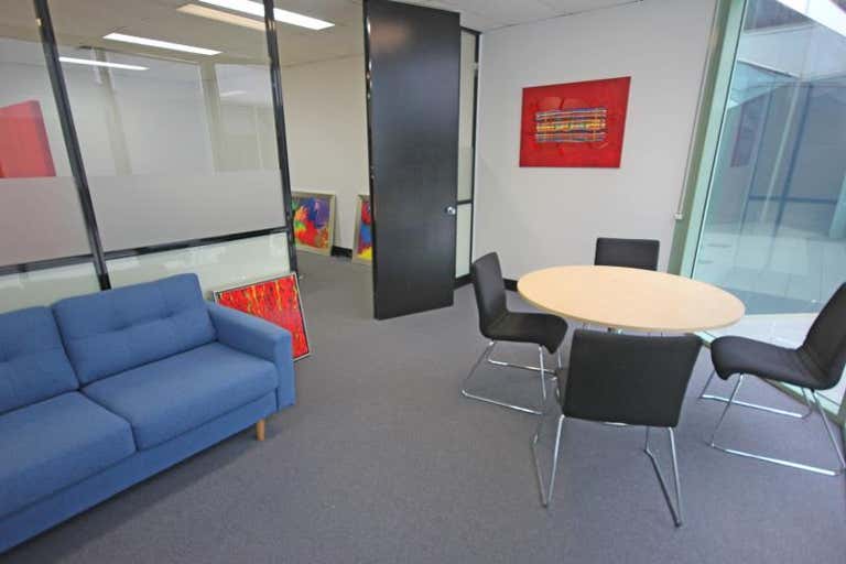 Suite 6, 214-216 Bay Street Brighton VIC 3186 - Image 3