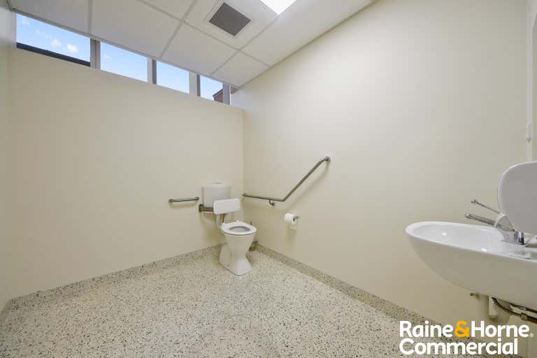 4/490 Boundary Street Spring Hill QLD 4000 - Image 4