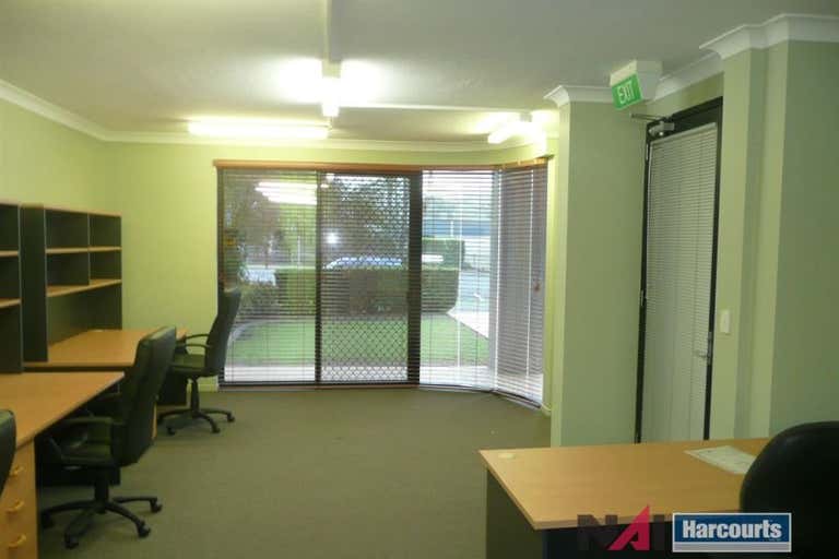 2/20 Nerang Street Nerang QLD 4211 - Image 2