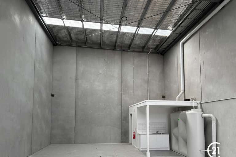 9/23 King George Crescent Echuca VIC 3564 - Image 3