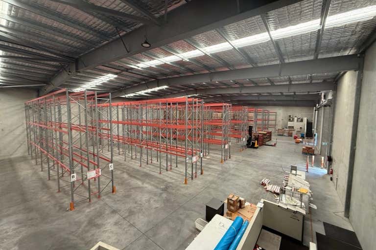 Whole Site/7 Harrington Street Arundel QLD 4214 - Image 3