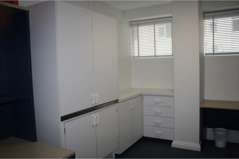 Suite 11, 201 Wickham Terrace Spring Hill QLD 4000 - Image 4