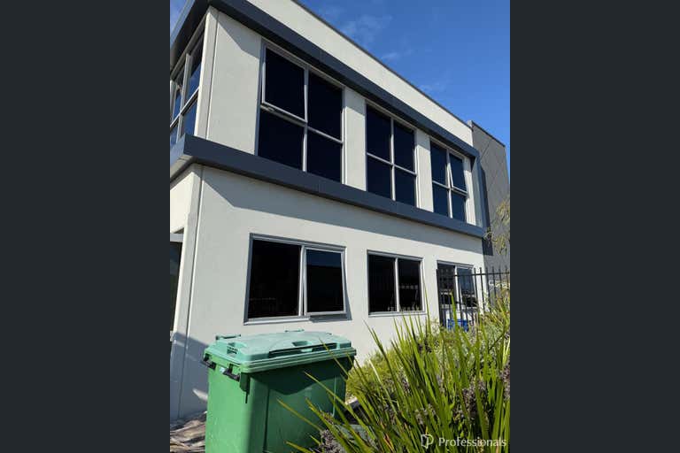 23 Volcanic Loop Wangara WA 6065 - Image 4