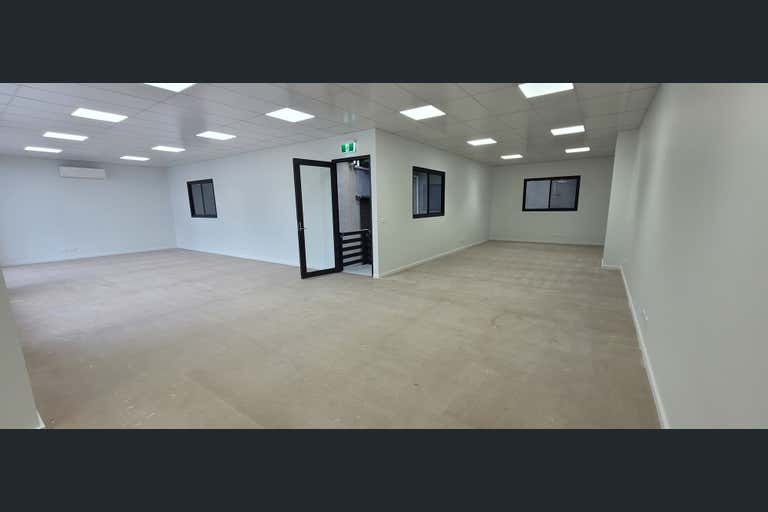 1/107 Bentinck Street Wallan VIC 3756 - Image 2