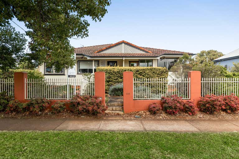 1/116-118 Herries Street East Toowoomba QLD 4350 - Image 2