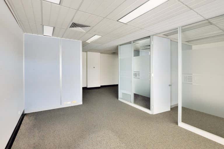 Level 1, 38 Kingsway Glen Waverley VIC 3150 - Image 3