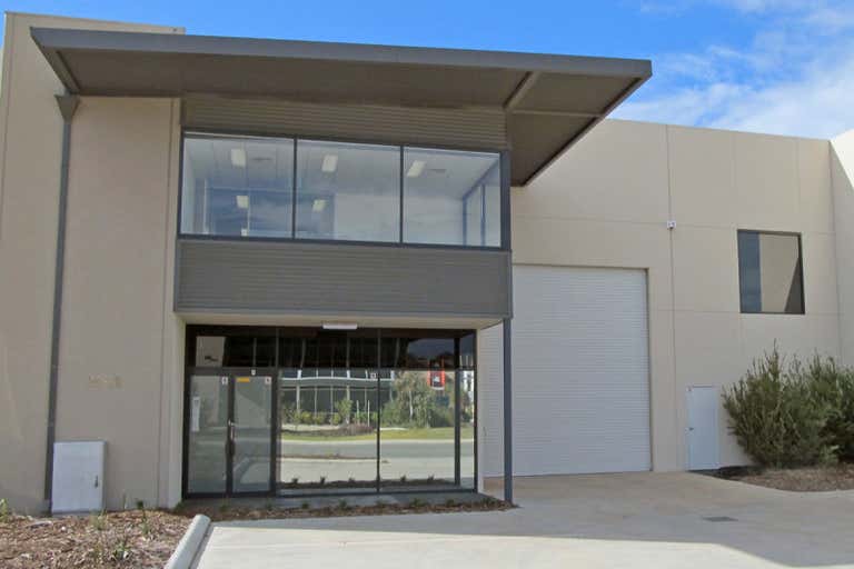 1/70 Discovery Drive Bibra Lake WA 6163 - Image 1