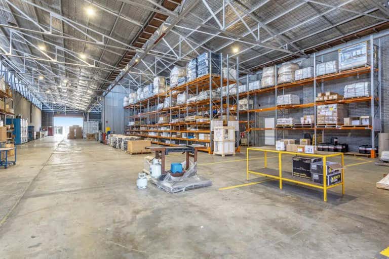 Units i11 & i12, 22 Powers Road Seven Hills NSW 2147 - Image 1