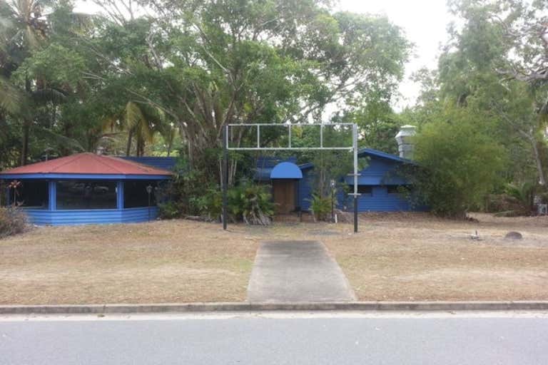 87 Davidson Street Port Douglas QLD 4877 - Image 2