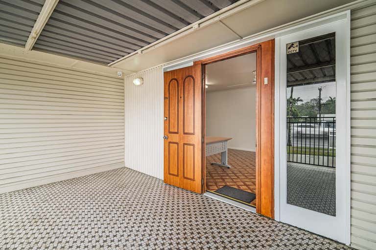 21 Pease Street Manoora QLD 4870 - Image 2