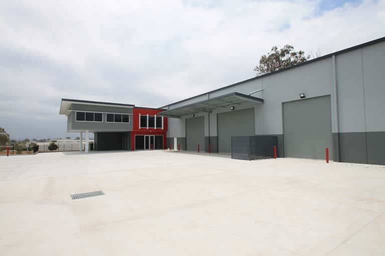 18 Network Place Richlands QLD 4077 - Image 2