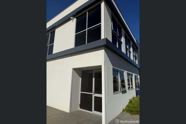 23 Volcanic Loop Wangara WA 6065 - Image 3