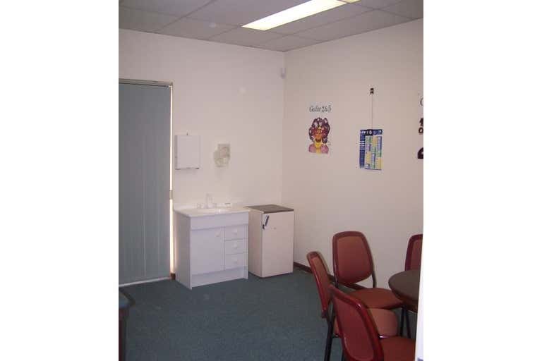 Office 2, 12 Leghorn Street Rockingham WA 6168 - Image 4