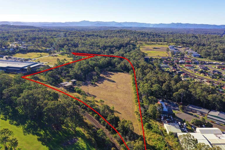 202 Bushland Drive Taree NSW 2430 - Image 2