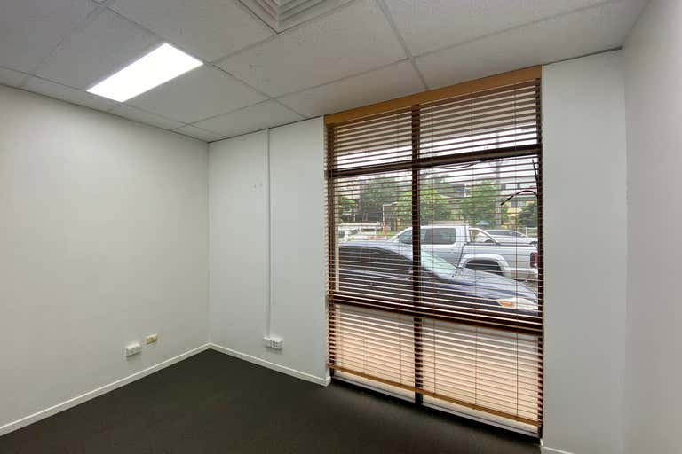 18 Pickwick Street Cannon Hill QLD 4170 - Image 3