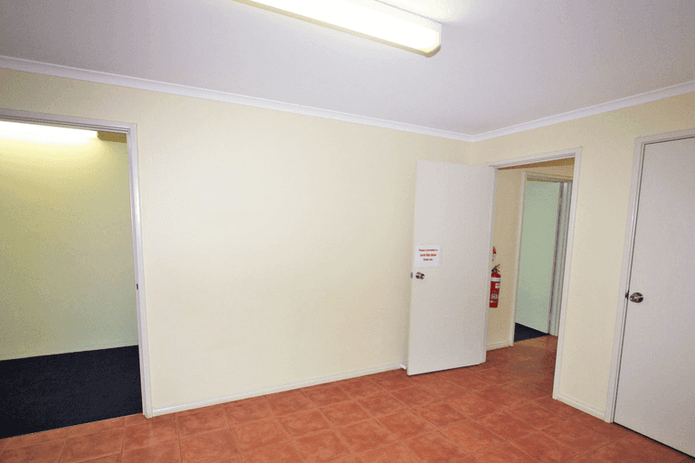 3/3 Hunt Street South Hedland WA 6722 - Image 4