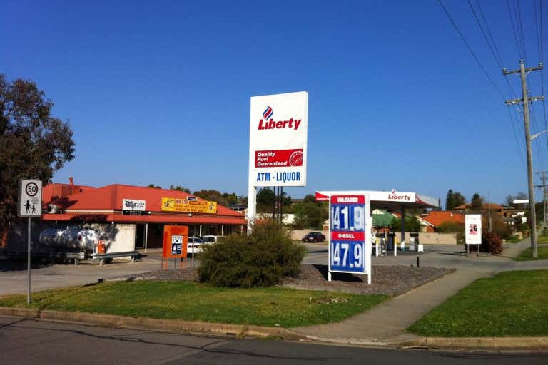 Quickstop, 997 Pemberton Albury NSW 2640 - Image 1