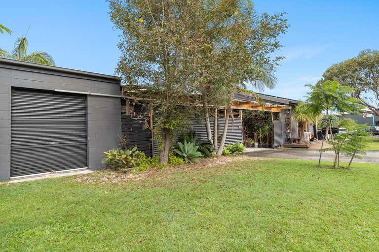 2/18 Acacia Street Byron Bay NSW 2481 - Image 2