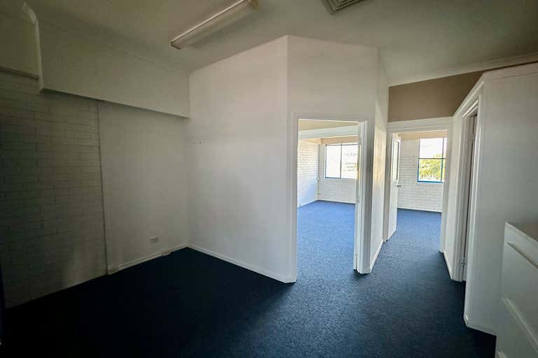 Suite 5, 247 Bayview Street Runaway Bay QLD 4216 - Image 3