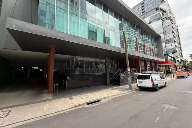 9/25 Claremont Street South Yarra VIC 3141 - Image 1
