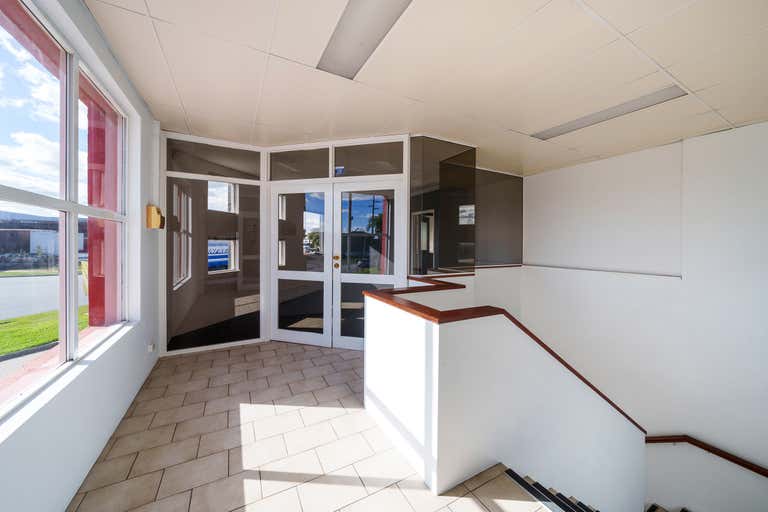 Suite 4, 75 Kurnall Road, Welshpool, WA 6106 Office For Lease