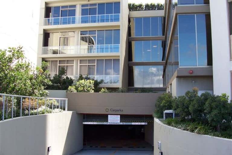 Pivotal Point, 2 Nerang St Southport QLD 4215 - Image 2