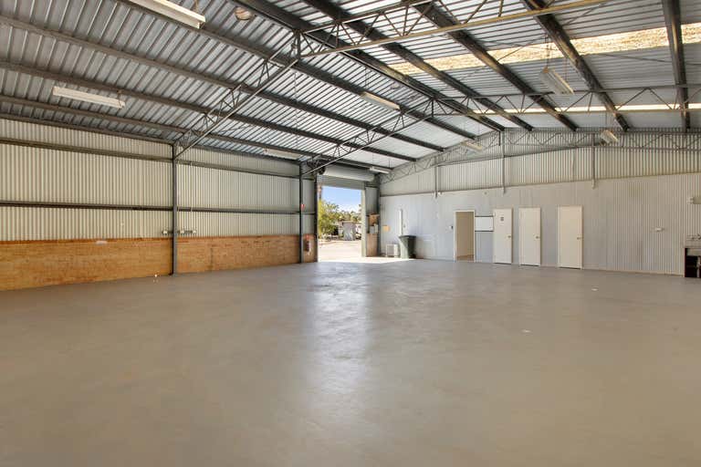 1/14 Fields Street Pinjarra WA 6208 - Image 2