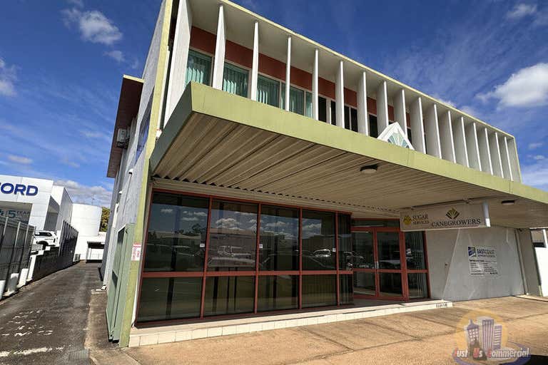 Upstairs, 32 Bourbong Street Bundaberg Central QLD 4670 - Image 1