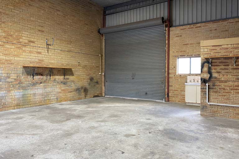 4/7 Keates Road Armadale WA 6112 - Image 3