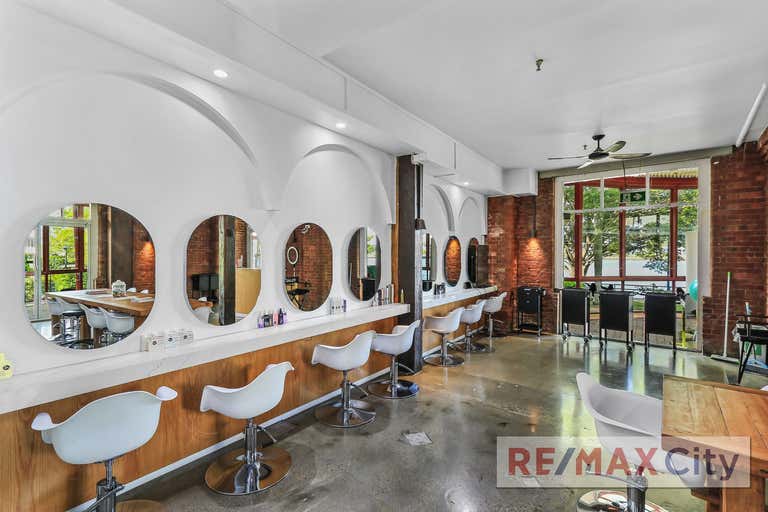 25/53 Vernon Terrace Teneriffe QLD 4005 - Image 2