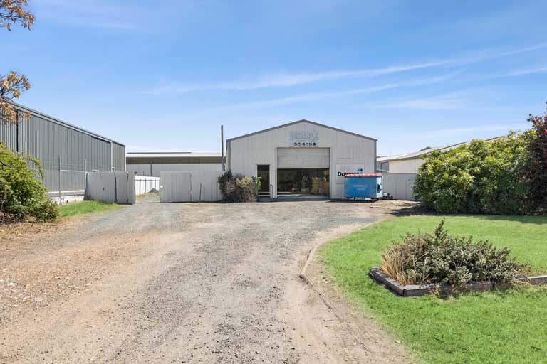 5 McGibbony Street East Ararat VIC 3377 - Image 1