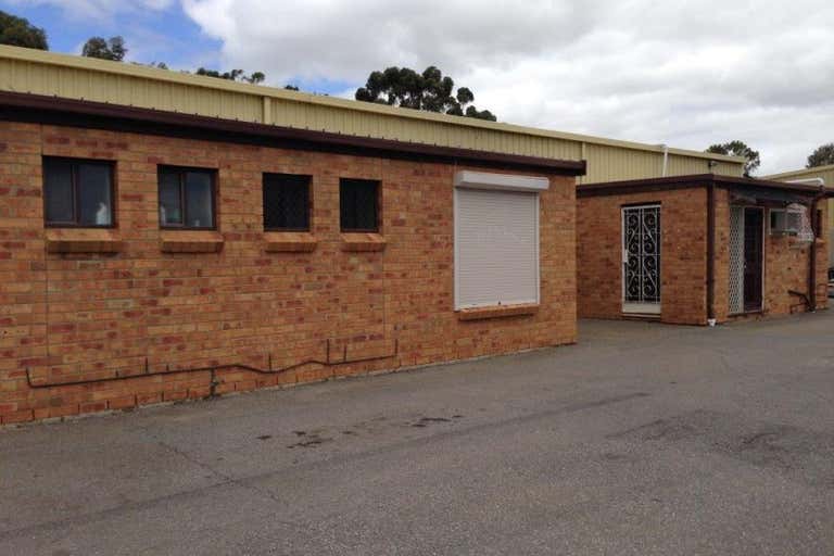 Unit 4, 54 Cottage Lane Hackham SA 5163 - Image 4