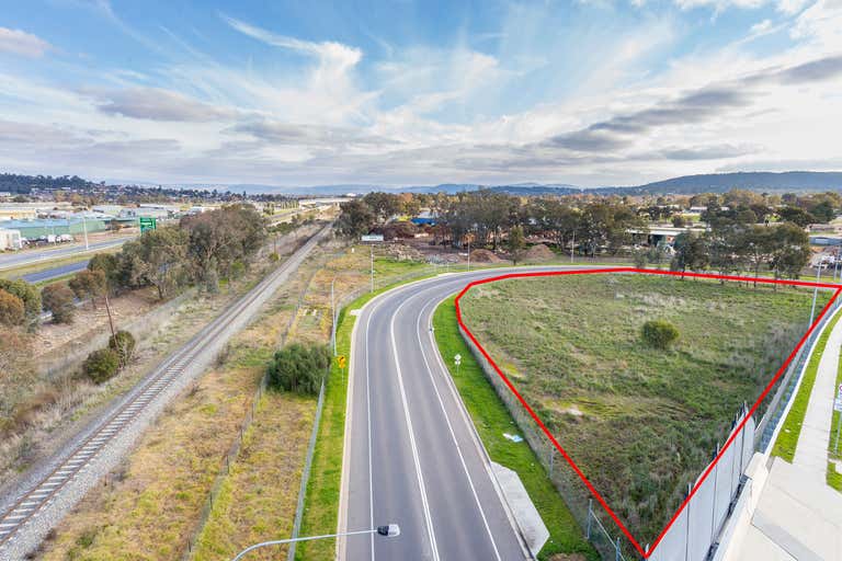 221 Fallon Street Albury NSW 2640 - Image 3