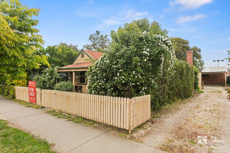 14 Lockwood Road Kangaroo Flat VIC 3555 - Image 2