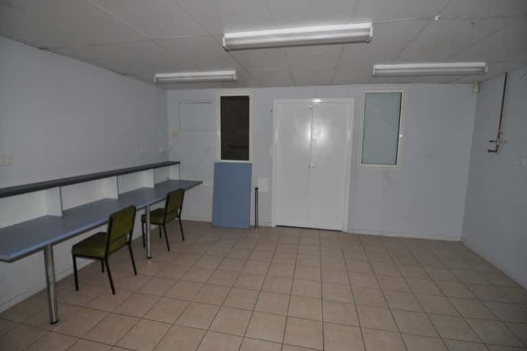 Unit 7, 62 Keane Street Currajong QLD 4812 - Image 3