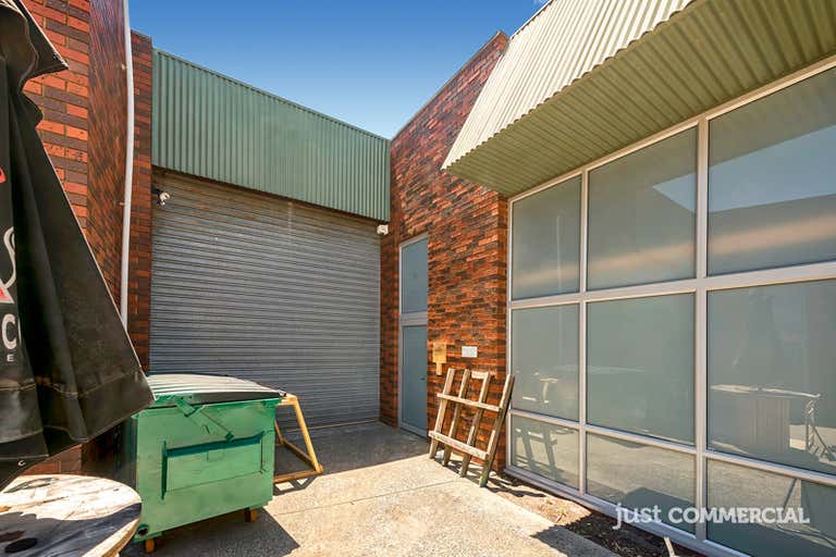 3/51 Taunton Drive Cheltenham VIC 3192 - Image 3