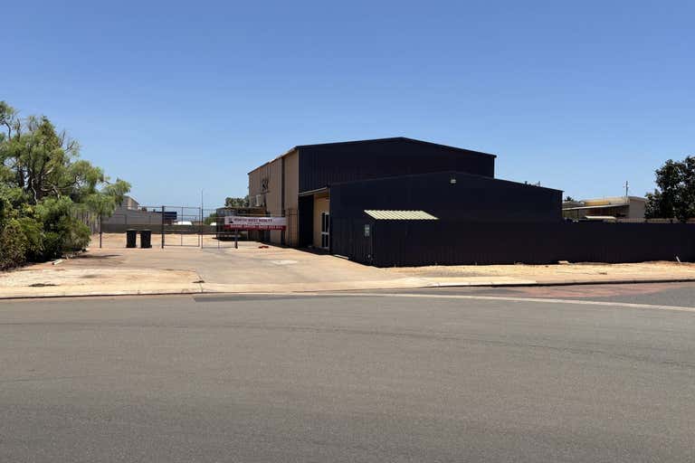 2 Crane Circle Karratha WA 6714 - Image 2