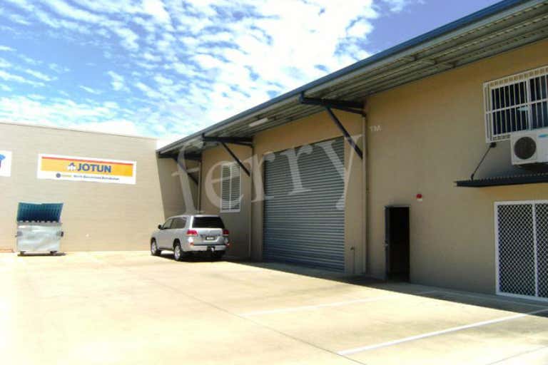 2/5 Civil Road Garbutt QLD 4814 - Image 1