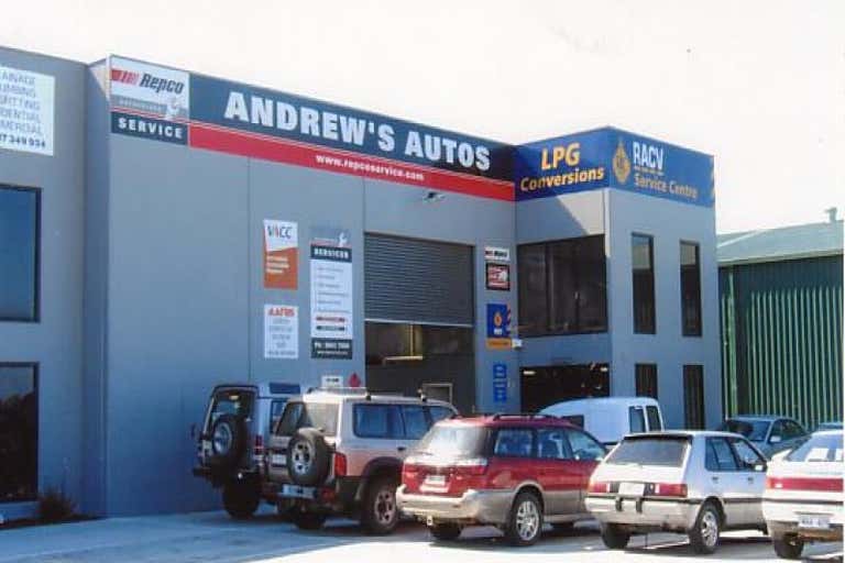 Andrews Auto's, Factory 3, 30 Michael Street Pakenham VIC 3810 - Image 1