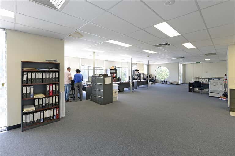 2/456-458 Hammond Road Dandenong VIC 3175 - Image 3