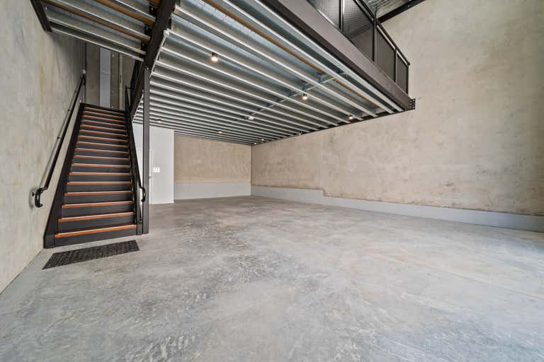 36/5 Bailey Crescent Southport QLD 4215 - Image 2