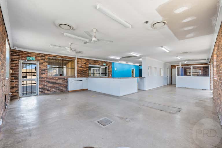 22 Coombes Drive Penrith NSW 2750 - Image 2